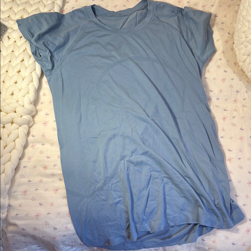 Lululemon Athletica Periwinkle Blue Activewear Top